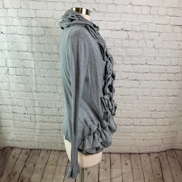 ROMEO + juliet couture gray ruffle cardigan size small - Picture 2 of 7